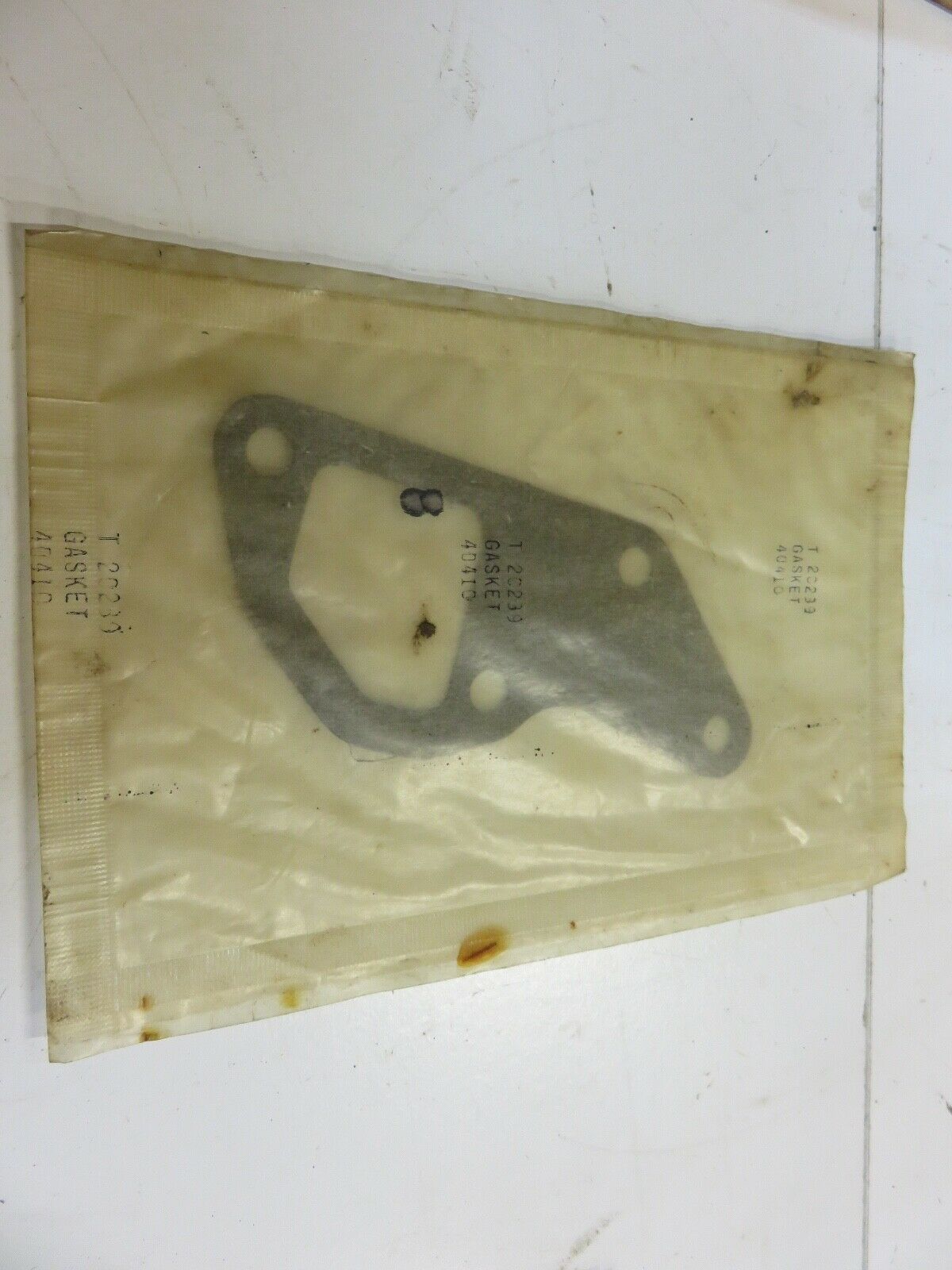 T20239 John Deere NOS Water Pump Cover Gasket For Gas 1020, 1520, 2020, 2030, 2510, 2520