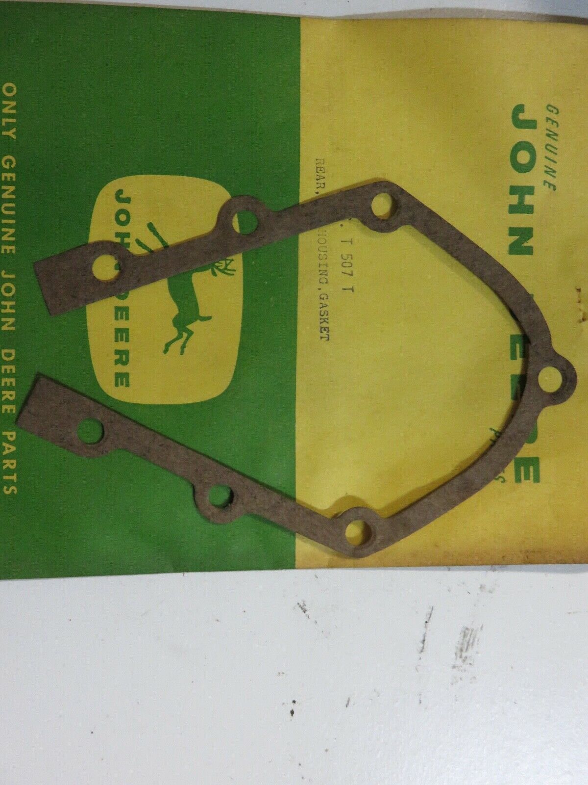 T507T John Deere NOS Rear Engine Oil Seal Housing Gasket For Diesel 1010, 2010