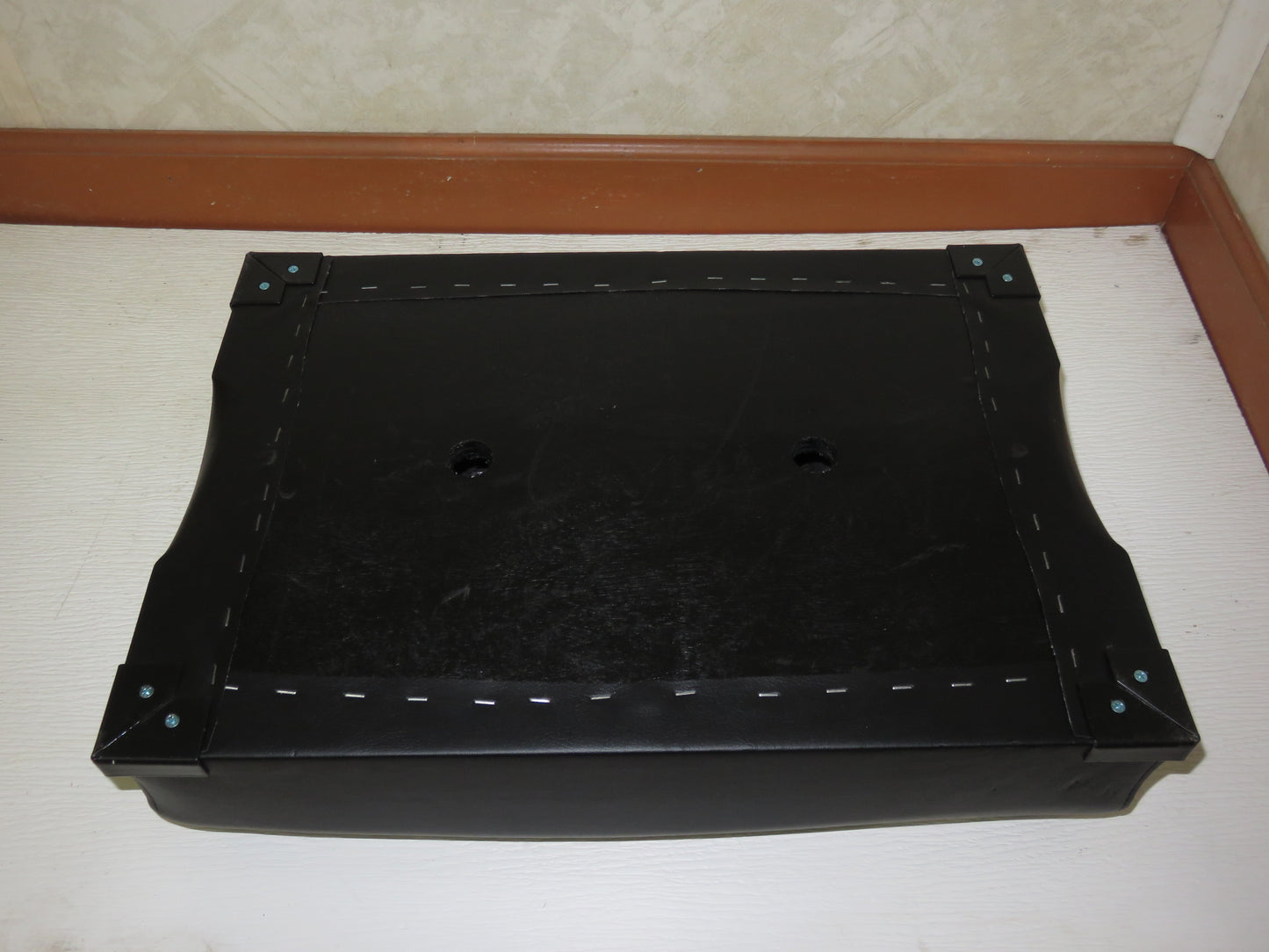 AF3096R John Deere Black Seat Bottom Cushion For Float Ride 50, 80, 520, 620, 720