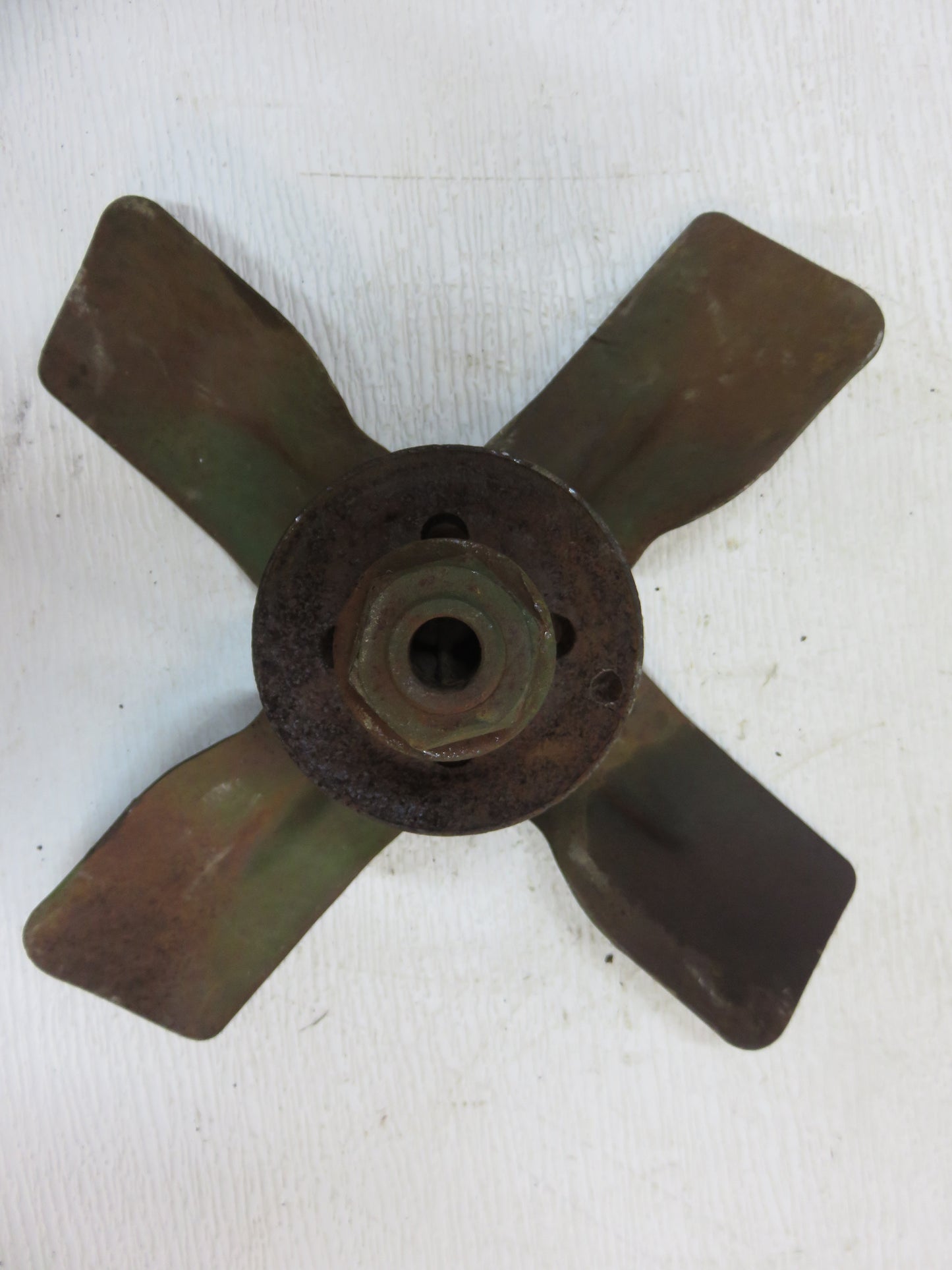 AM1810T John Deere Fan Assembly For 40, 320, 330