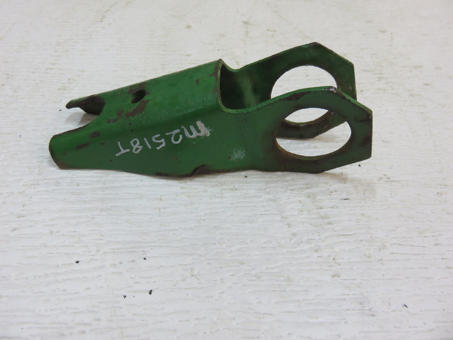 M2518T John Deere 3 Point Crank Lock For 40