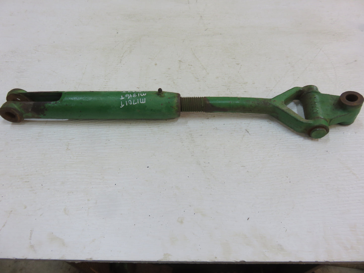 AM1896T, M2653T John Deere 3 Point Left Hand Lift Link For 40, 320, 420, 330, 430, 435, 440, 1010