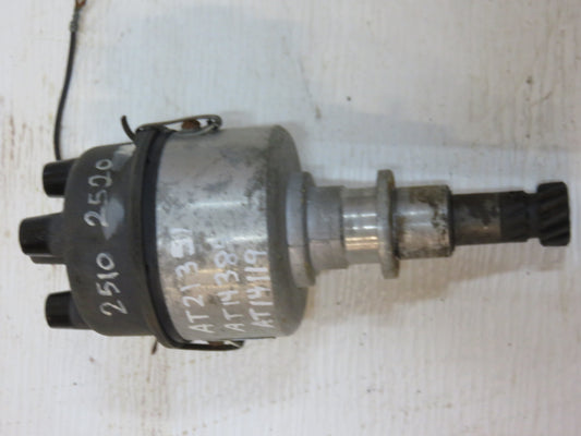 AT21351, AT14384, AT14119 John Deere Distributor Core For 1010, 2010, 2020, 2030, 2510, 2520