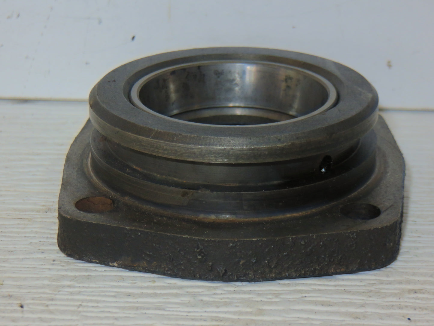 M47T, AM656T John Deere Transmission Input Shaft Bearing Quill For M, 40, 320, 420, 330