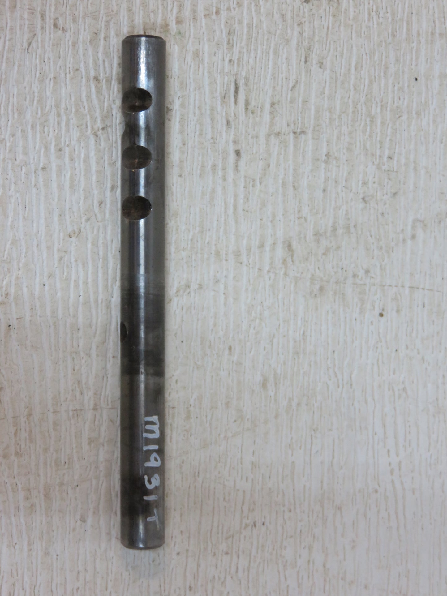 M1931T John Deere Second Speed And Reverse Shifter Fork Shaft For 40, 420