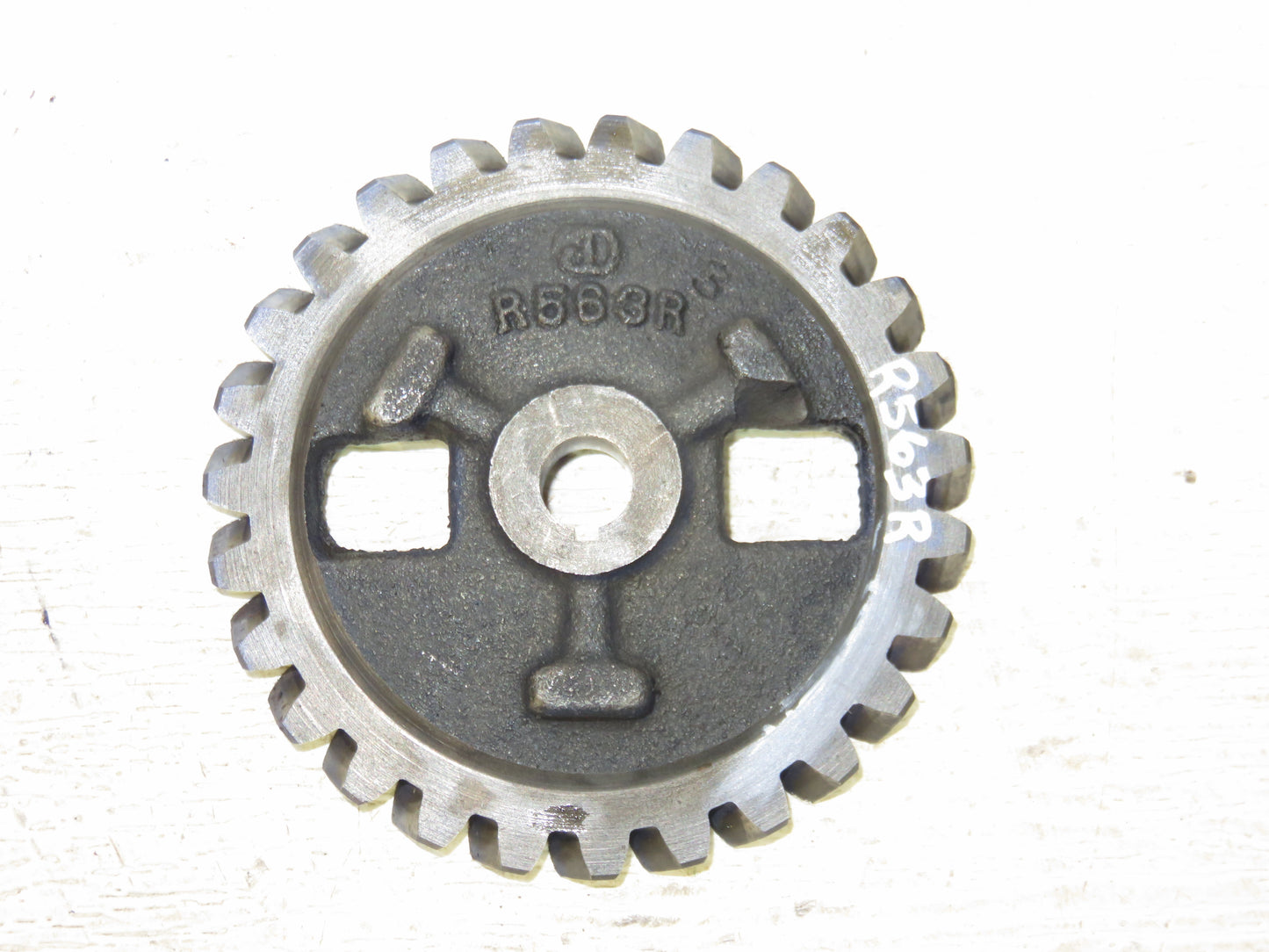 R563R, AR885R John Deere Pony Motor Engine Oil Pump Drive Gear For R