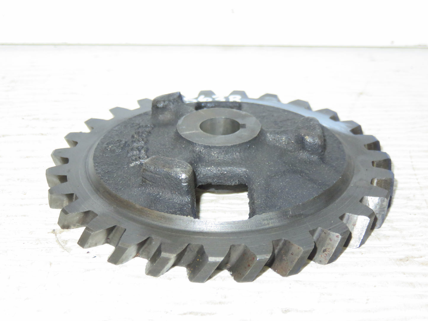 R563R, AR885R John Deere Pony Motor Engine Oil Pump Drive Gear For R