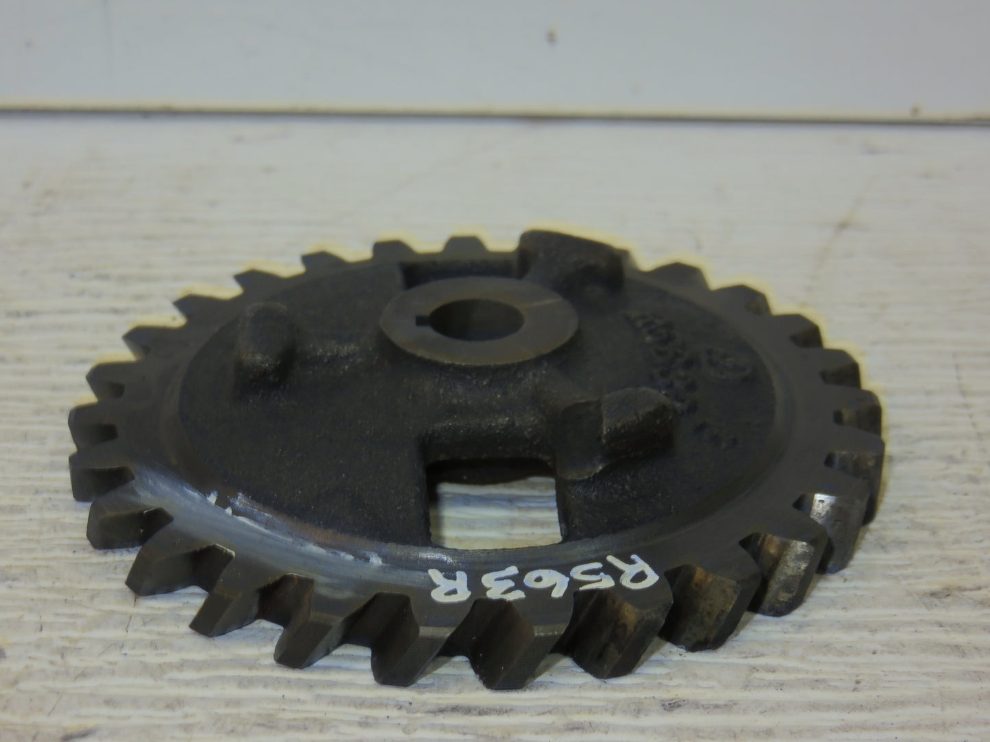 R563R, AR885R John Deere Pony Motor Engine Oil Pump Drive Gear For R