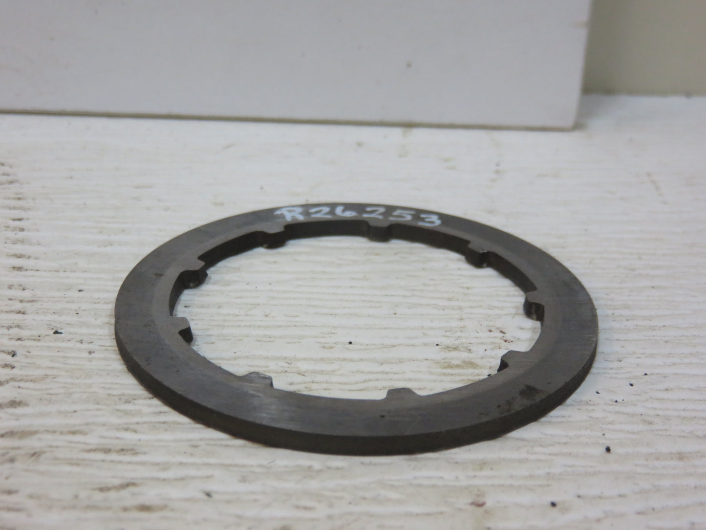 R26253 John Deere Differential Drive Shaft Thrust Washer For 2510, 2520, 3010, 3020, 4030