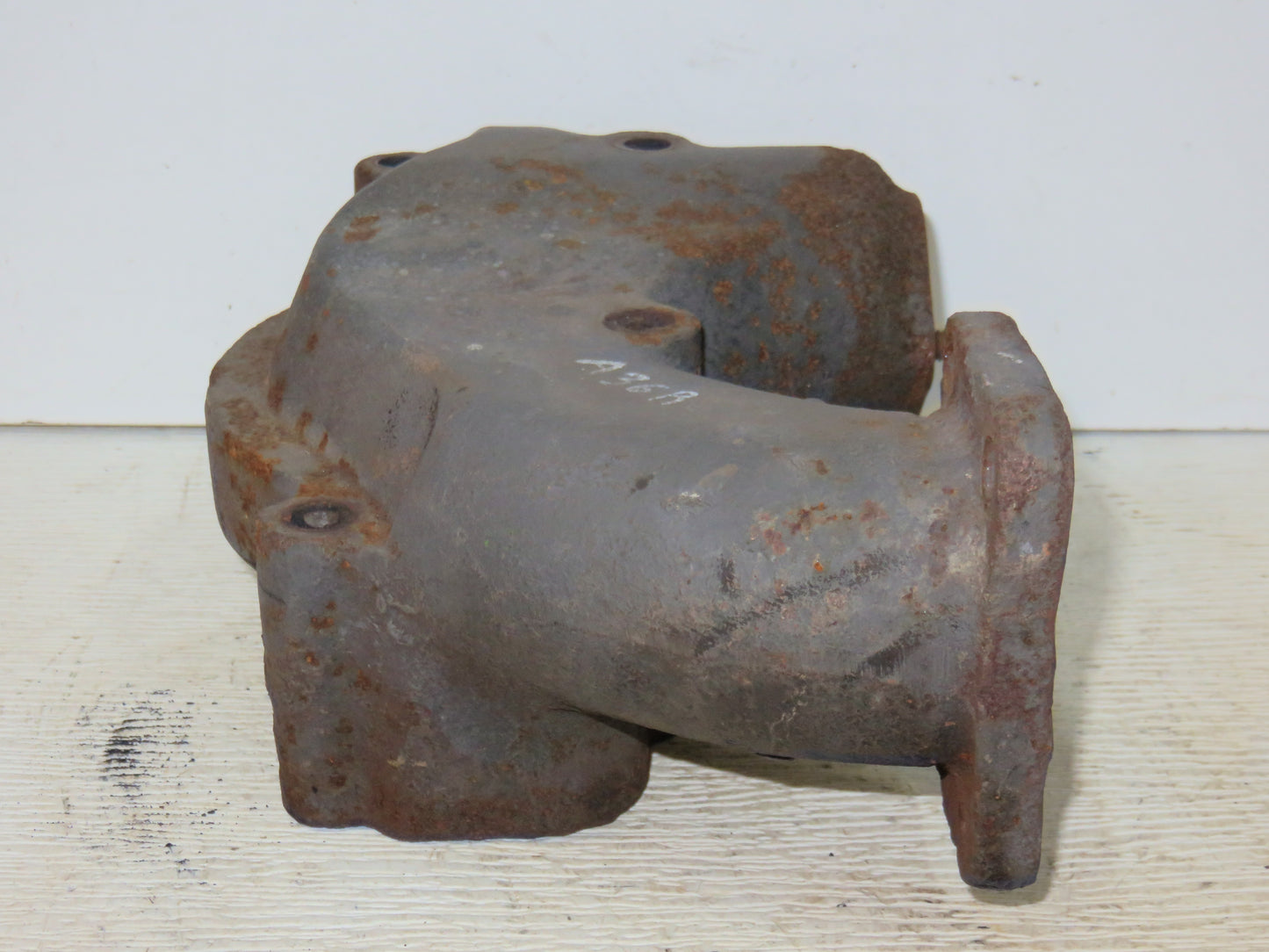 A36R, JDS077 John Deere Manifold For A