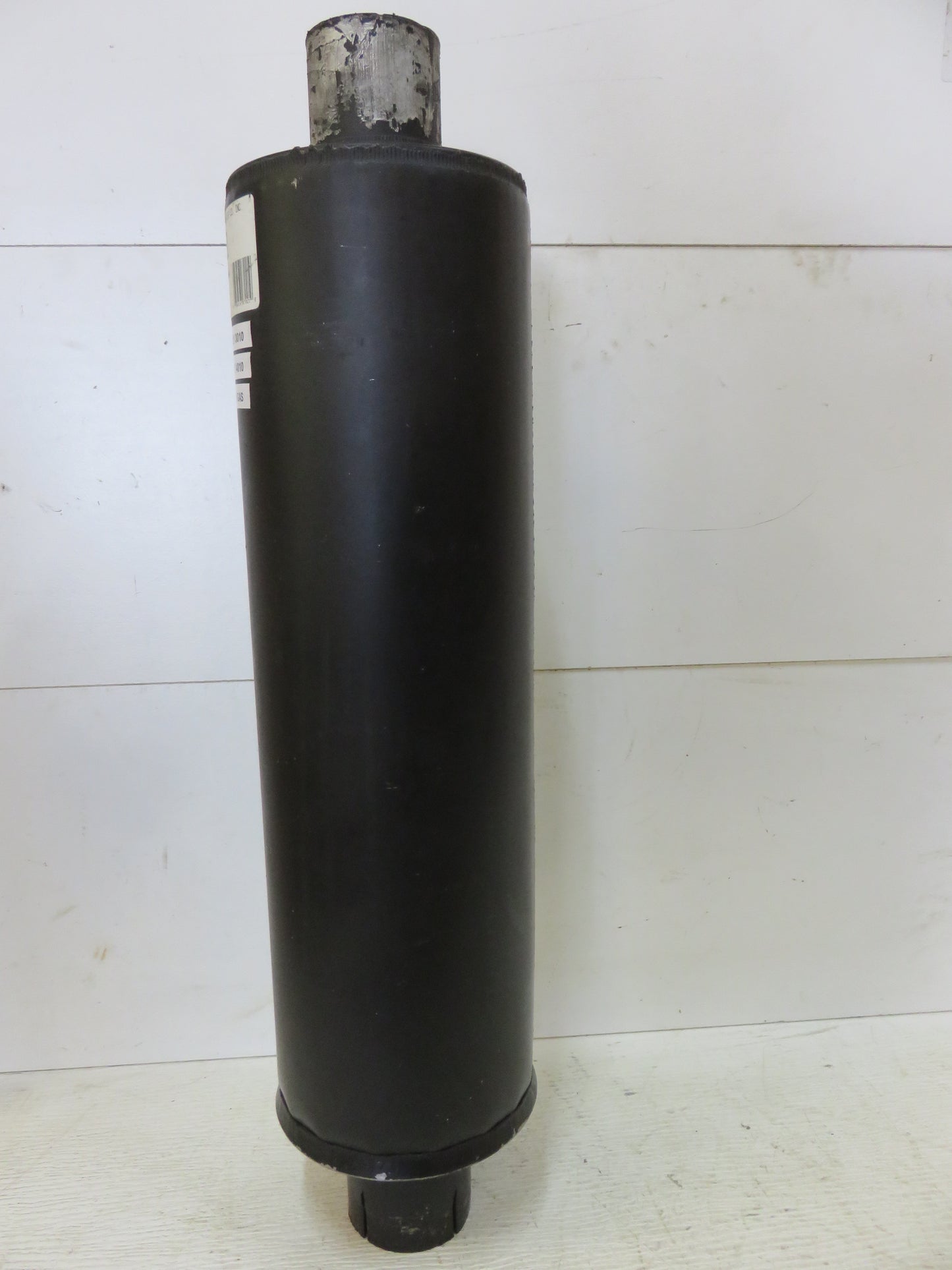 AR26786, JDS2237 John Deere Reproduction Muffler For 3010, 4010, 3020, 4000, 4020