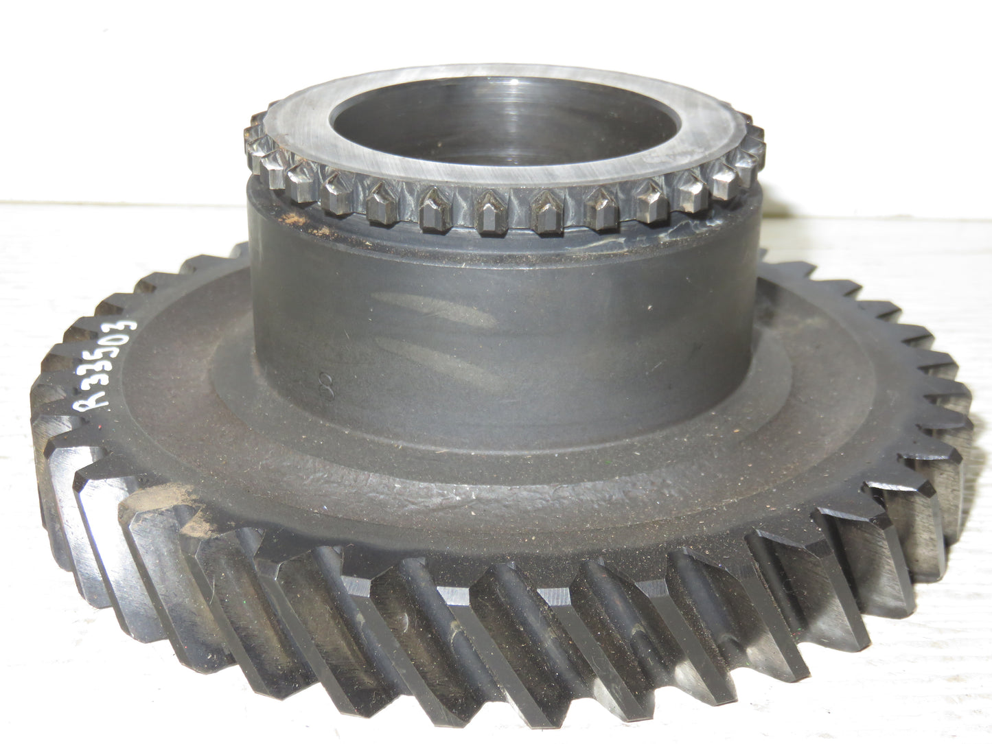 R33503 John Deere 2nd And 5th Speed Gear For 2510, 2520, 3020, 4030