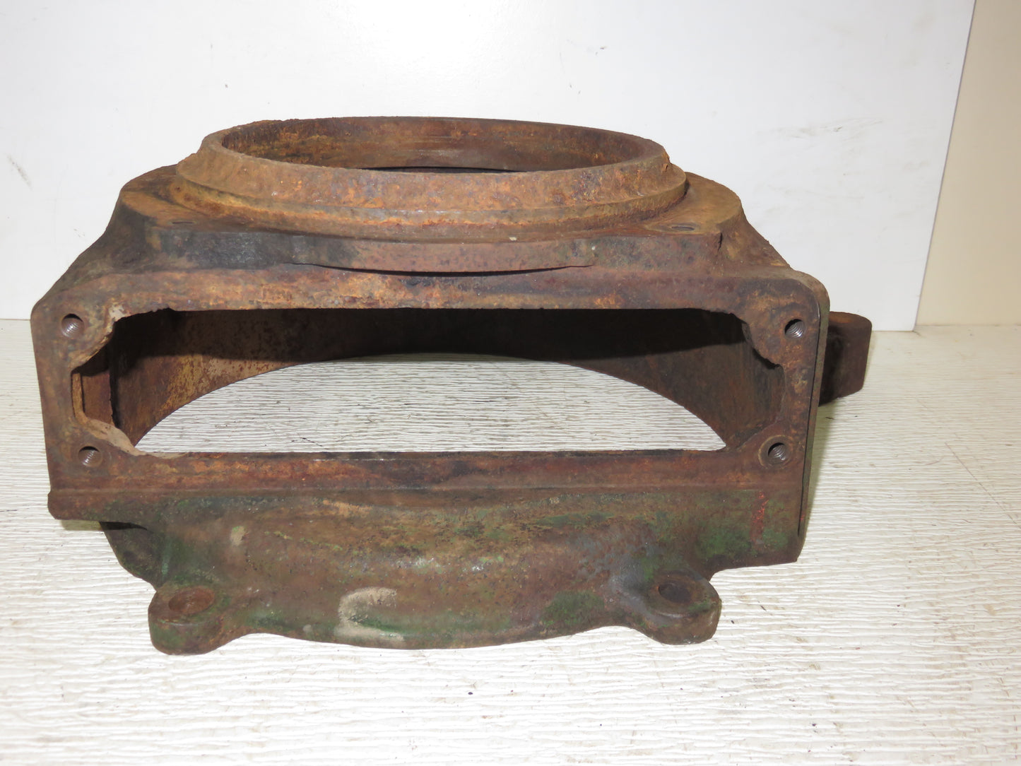 D2162R John Deere Right Hand Main Bearing Cover For W Power Unit