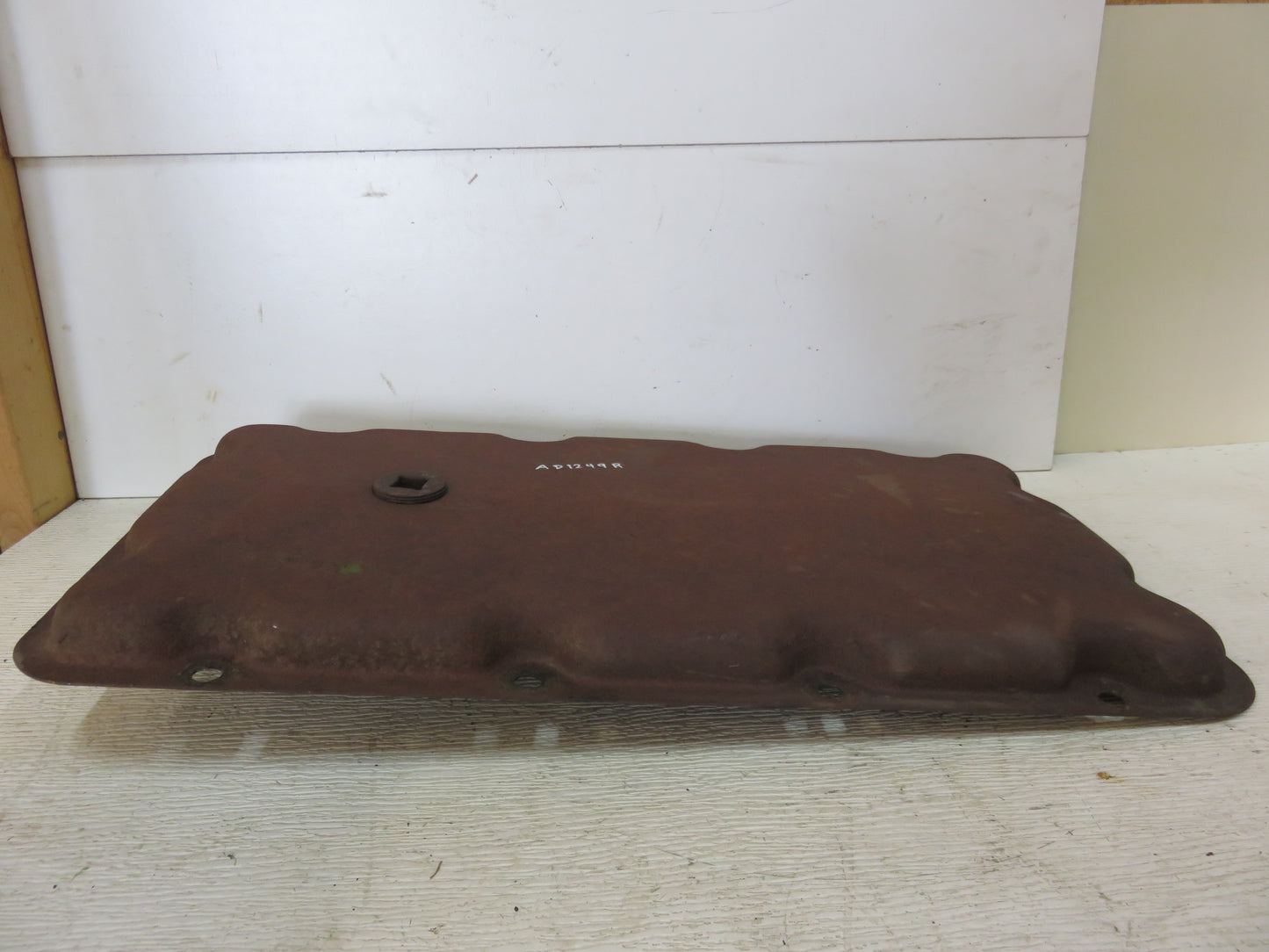 AD1249R John Deere Transmission Cover With Oil Guard For D