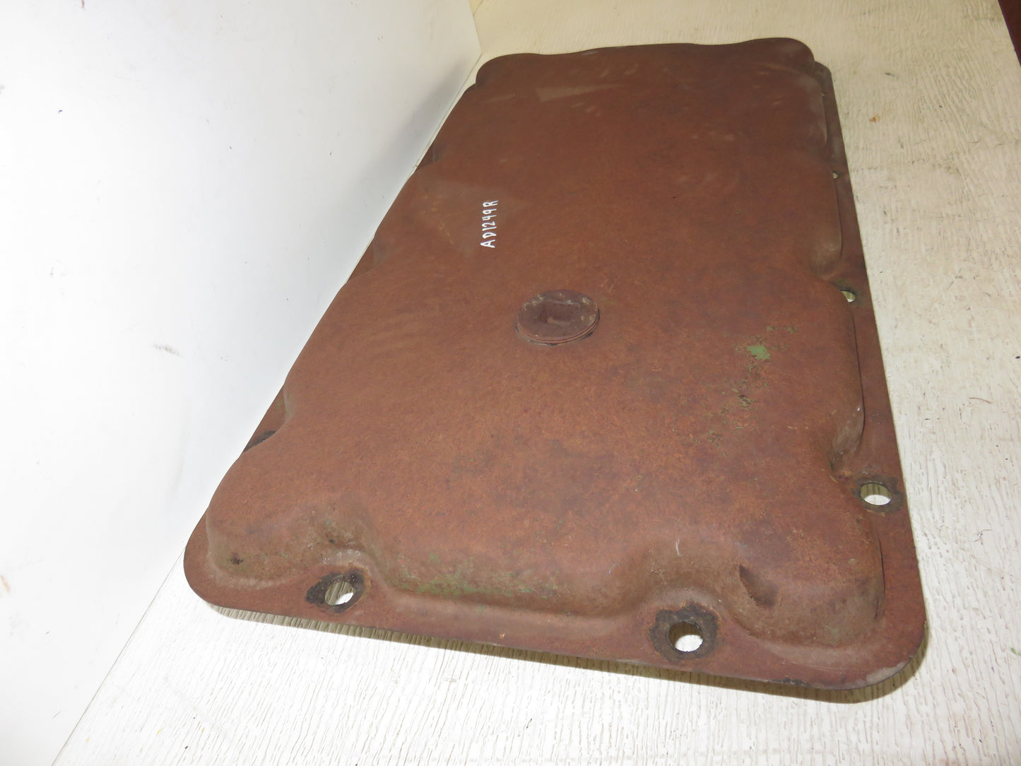 AD1249R John Deere Transmission Cover With Oil Guard For D