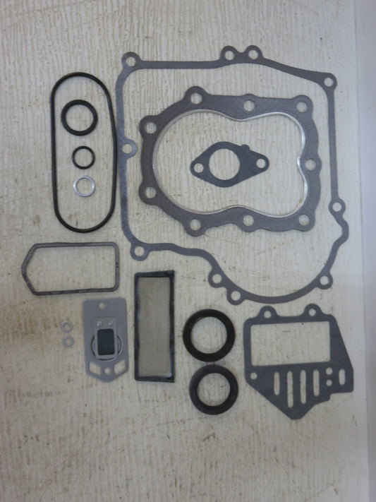 AM130353 John Deere NOS Gasket Set For Kawasaki Engines