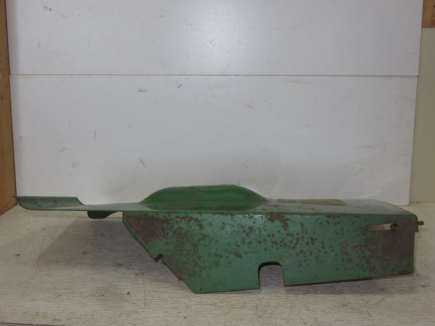 AR53645, AR53646 John Deere Left And Right Rear Engine Side Panels For 5020