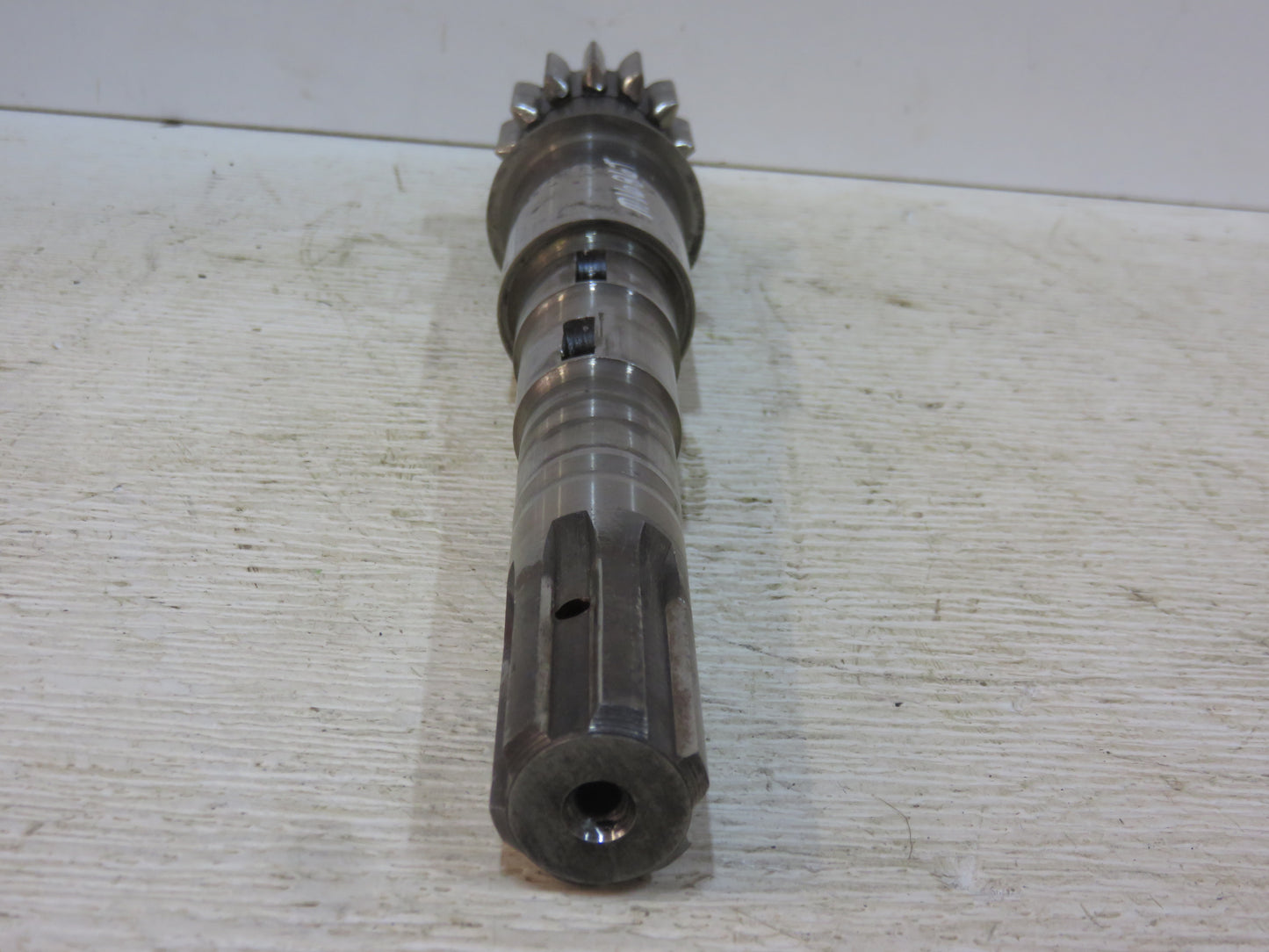 M1686T John Deere Input Shaft For 40, 420