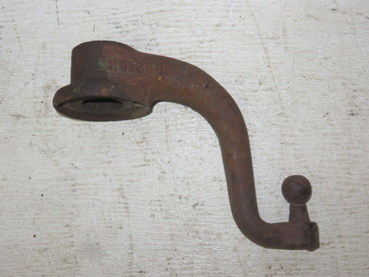 AB4686R, B3246R John Deere Left Hand Ball Up Steering Arm For A, B, G, 50, 60, 70, 520, 620