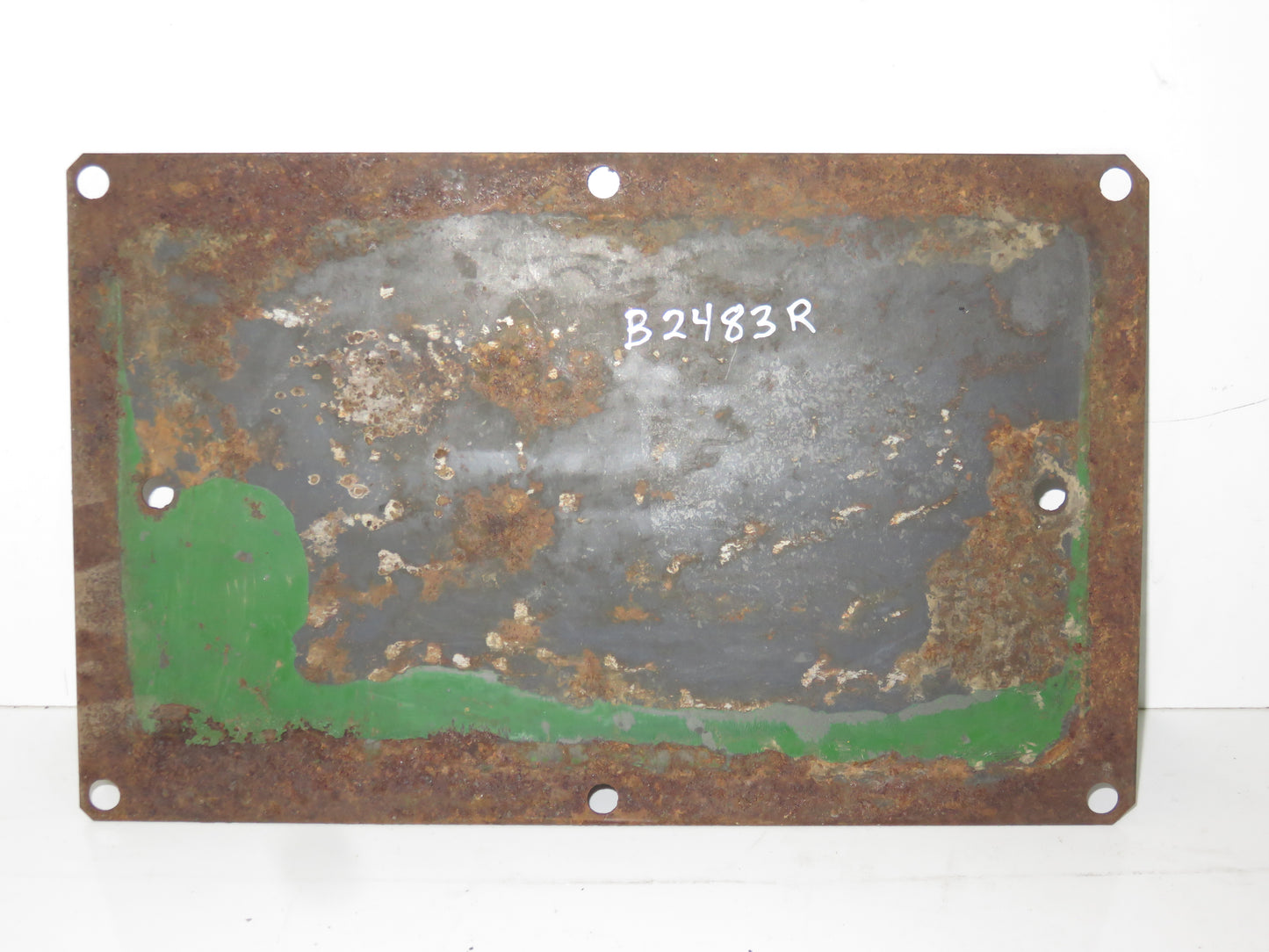 B2483R John Deere Starter Opening Cover For B, 50, 520, 530