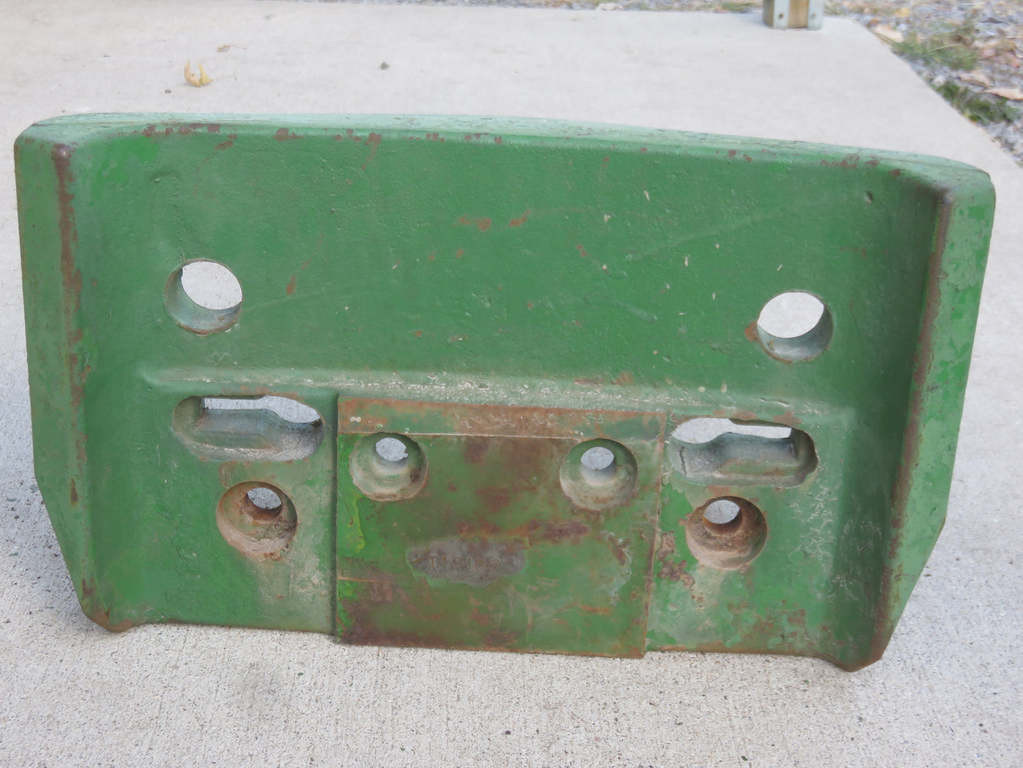 T19106T, AT17376T John Deere Front Starter Weight For 1010