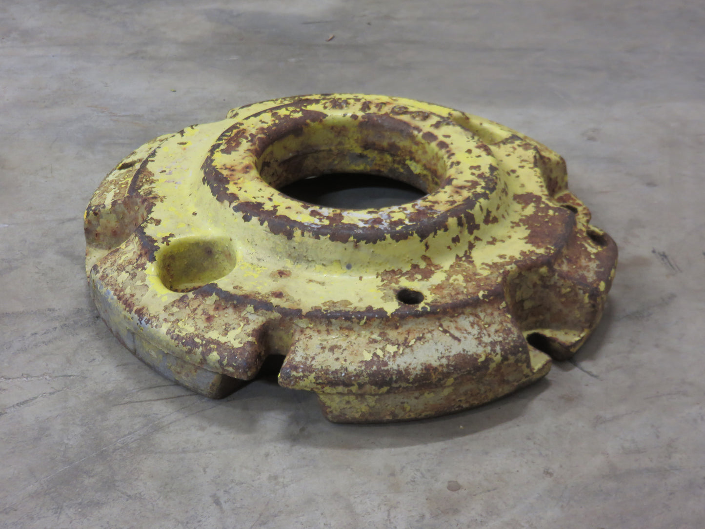 M1168T, AT15584T John Deere Front Wheel Weight For M, 40, 320, 420, 330, 430