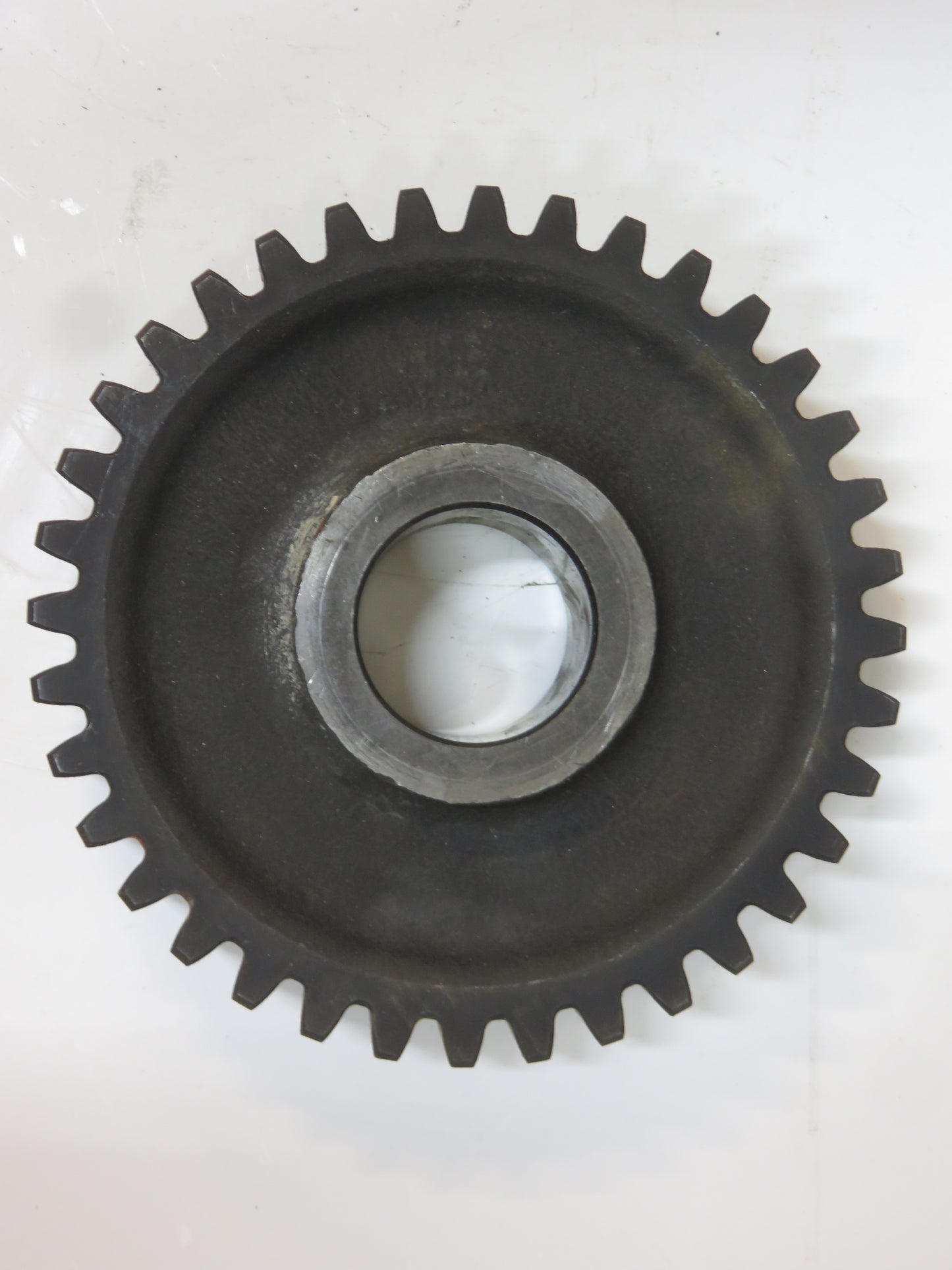 R26999 John Deere 1000 RPM PTO Gear For 4010