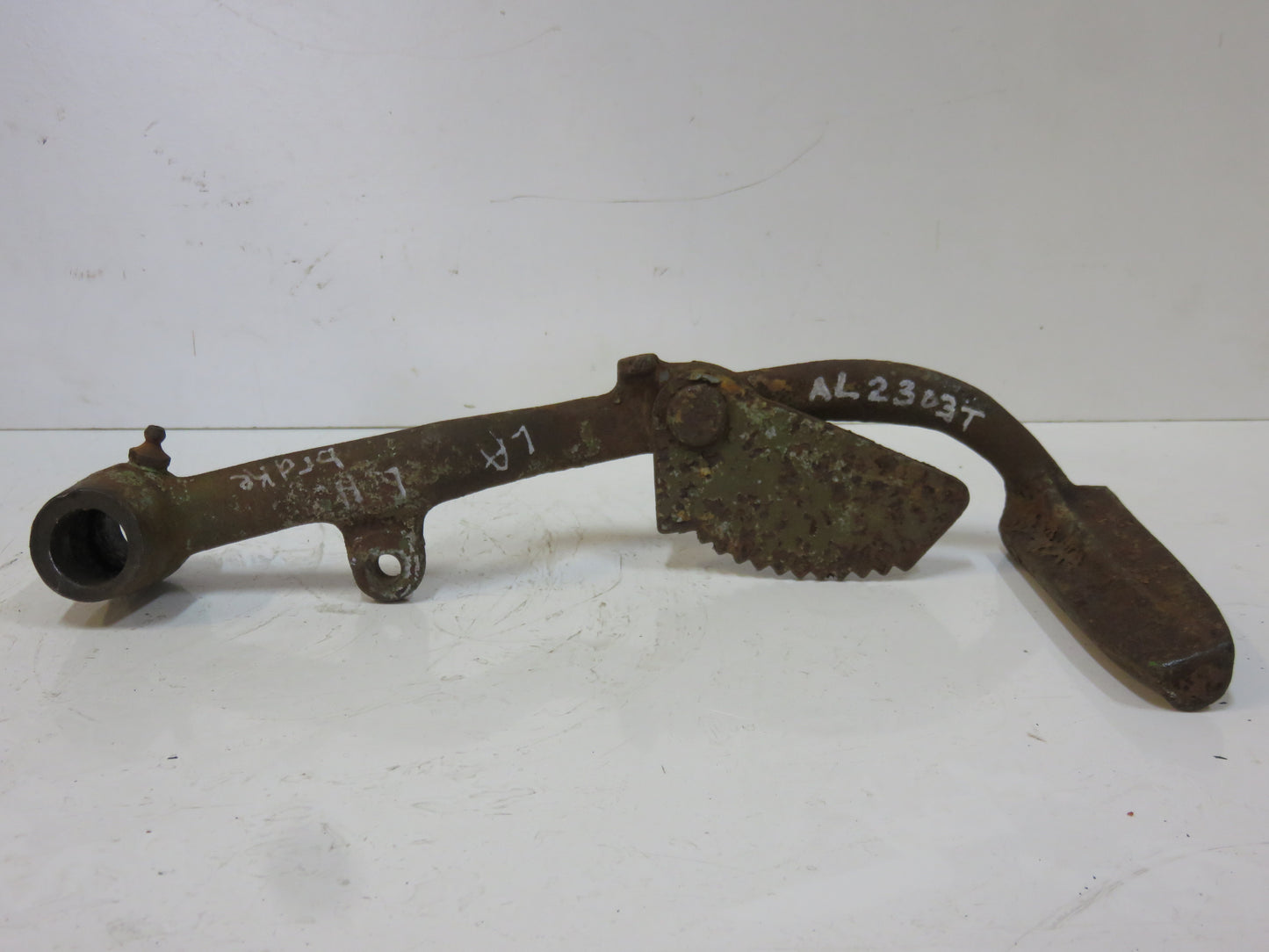 AL2303T, L605T John Deere Left Hand Brake Pedal With Lock For L, LI, LA