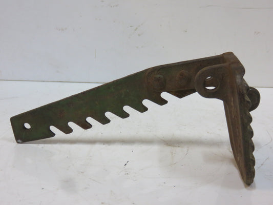 AR1866R, R783R John Deere Right Hand Brake Pedal For R