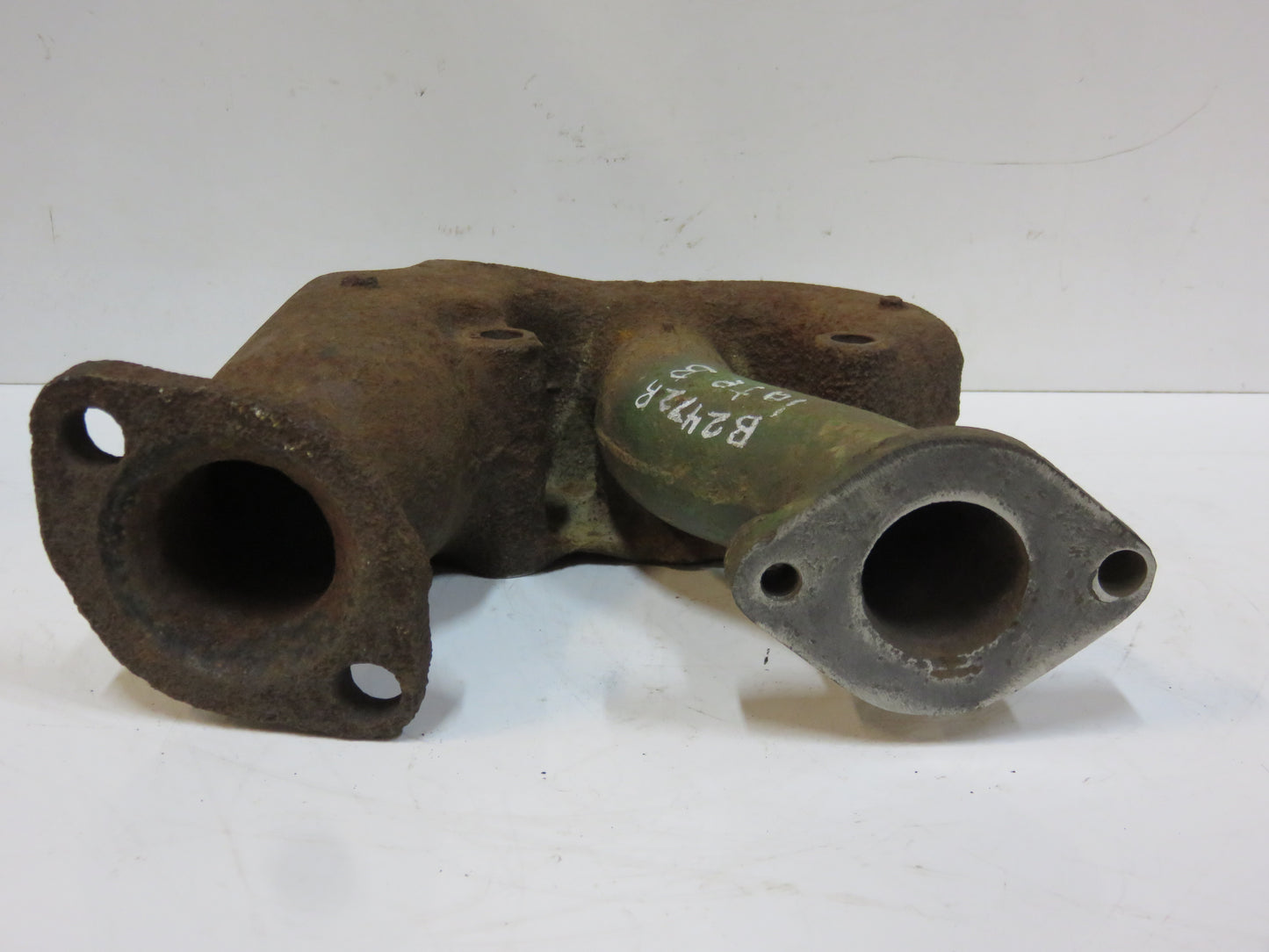 B2472R, JDS073 John Deere Gas Manifold For B