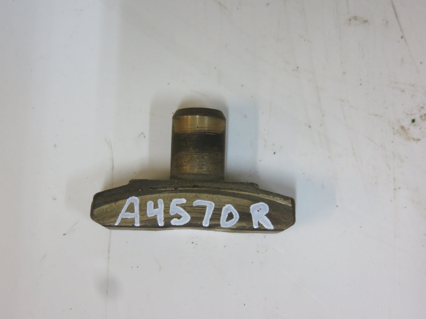 A4570R John Deere PTO Clutch Fork Shoe For 50, 60, 70, 80, 520, 620, 720, 820, 530, 630, 730, 830