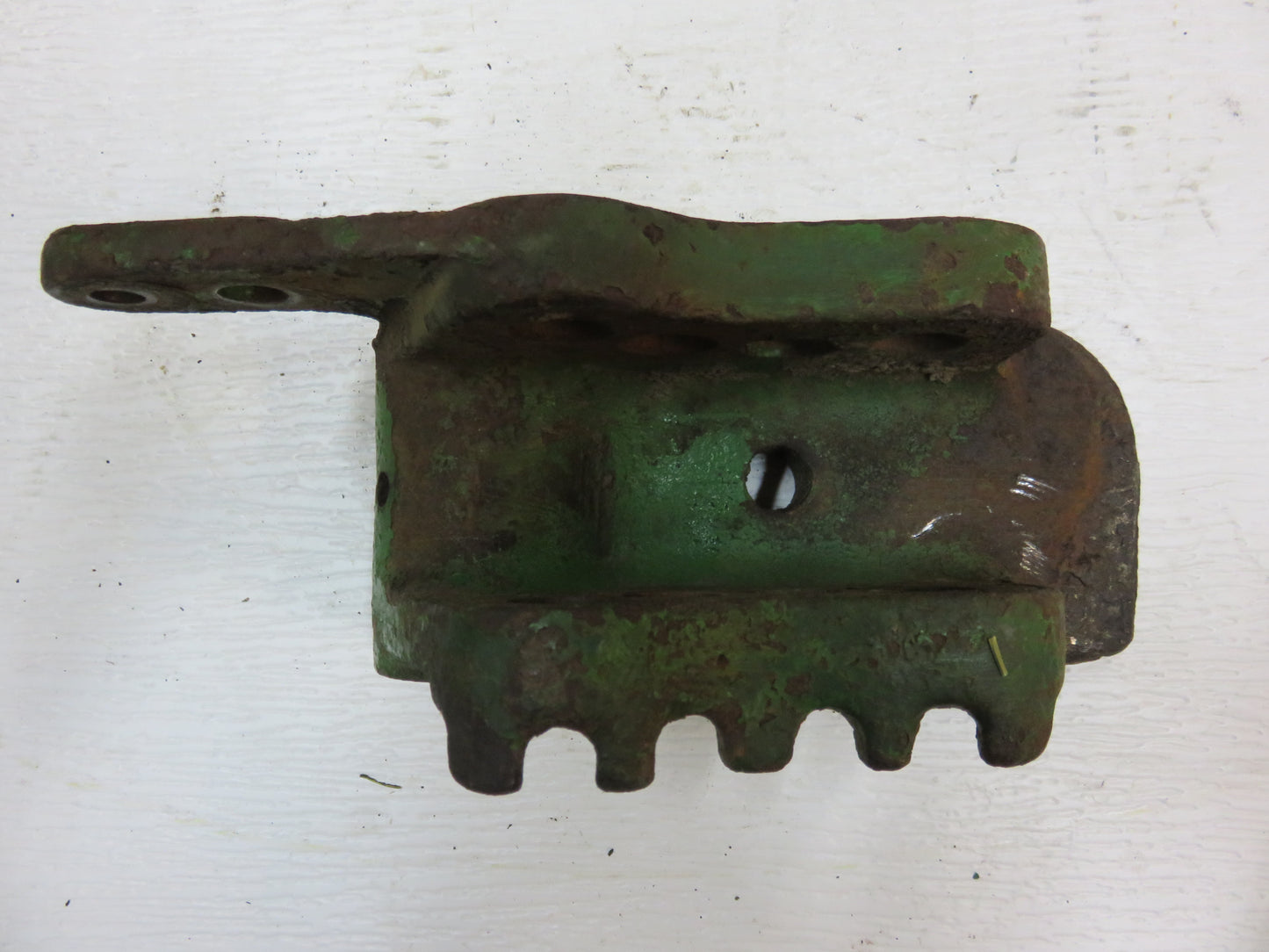 F2898R, F3257R John Deere Load Control Top Link Bracket For 720, 730