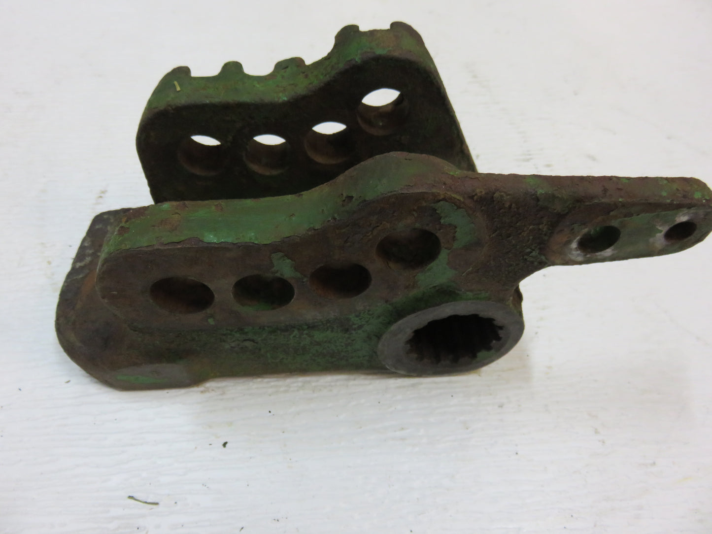 F2898R, F3257R John Deere Load Control Top Link Bracket For 720, 730