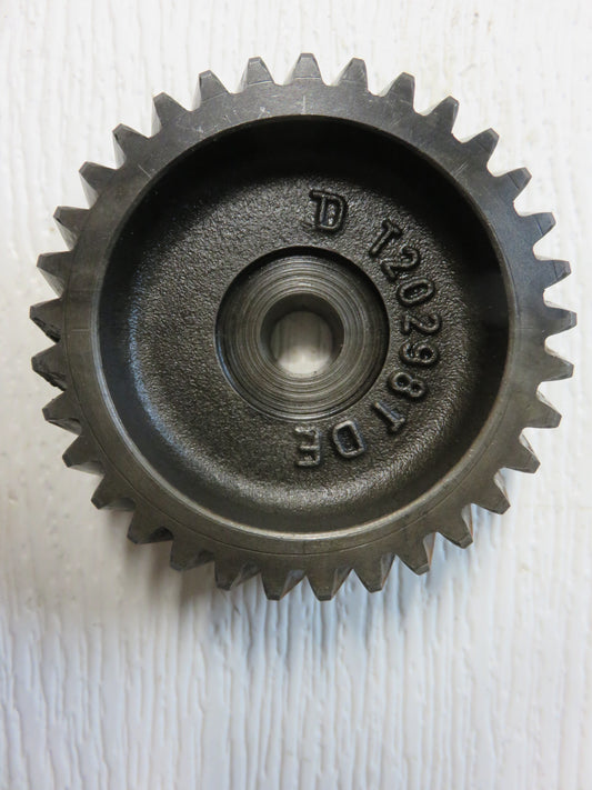 T20298 John Deere Oil Pump Drive Gear For 1020, 1120, 1030, 1130, 1630, 1520, 1530