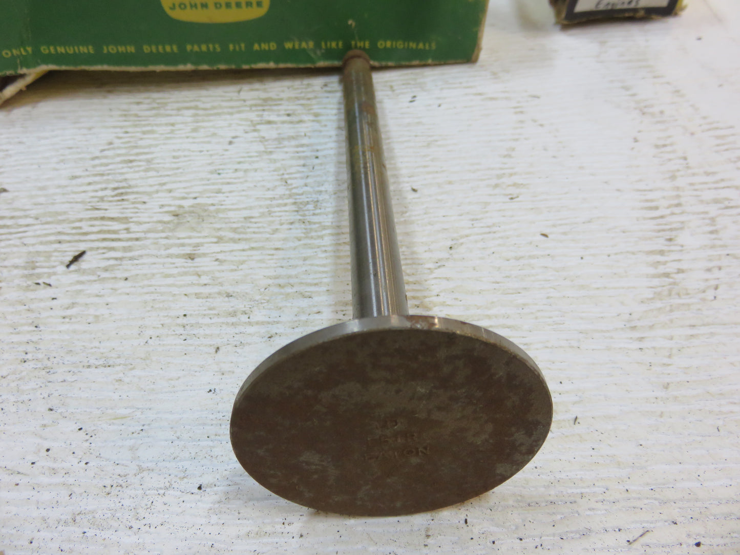 F51R John Deere NOS Intake Valve For G