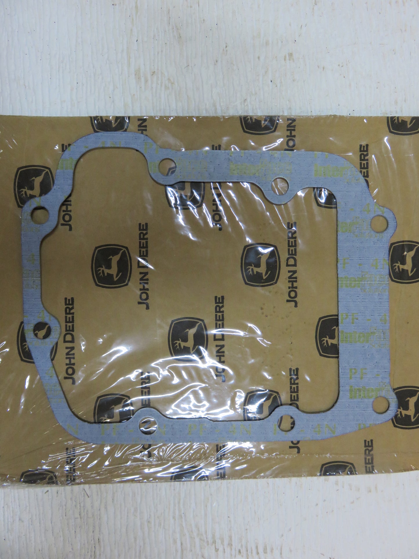 R94286 John Deere NOS Clutch Pressure Regulating Valve Gasket For 4030, 4040, 4240, 4440, 4050