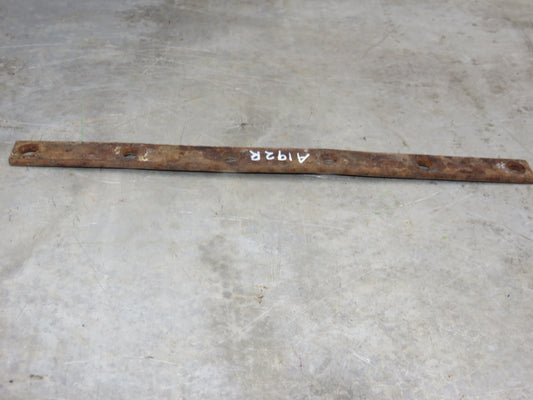 A192R John Deere Radiator Core Strap For A, G, 60, 70, 80, 620, 720, 820, 630, 730, 830, 840