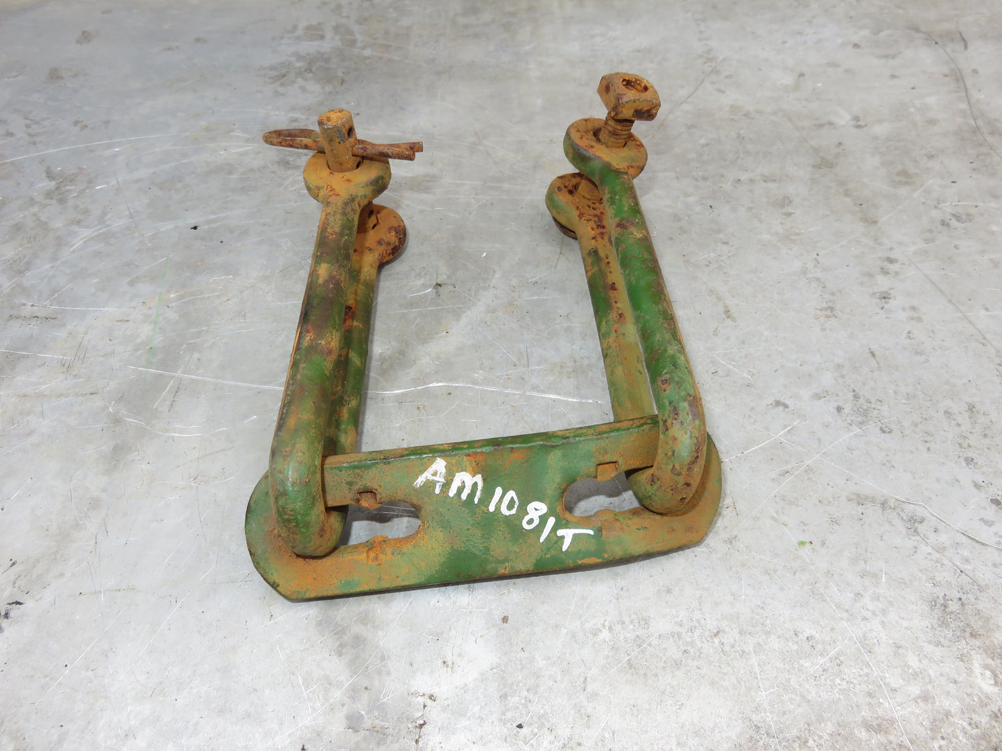 AM1081T, AM1118T John Deere Drawbar Lift Chain For MT