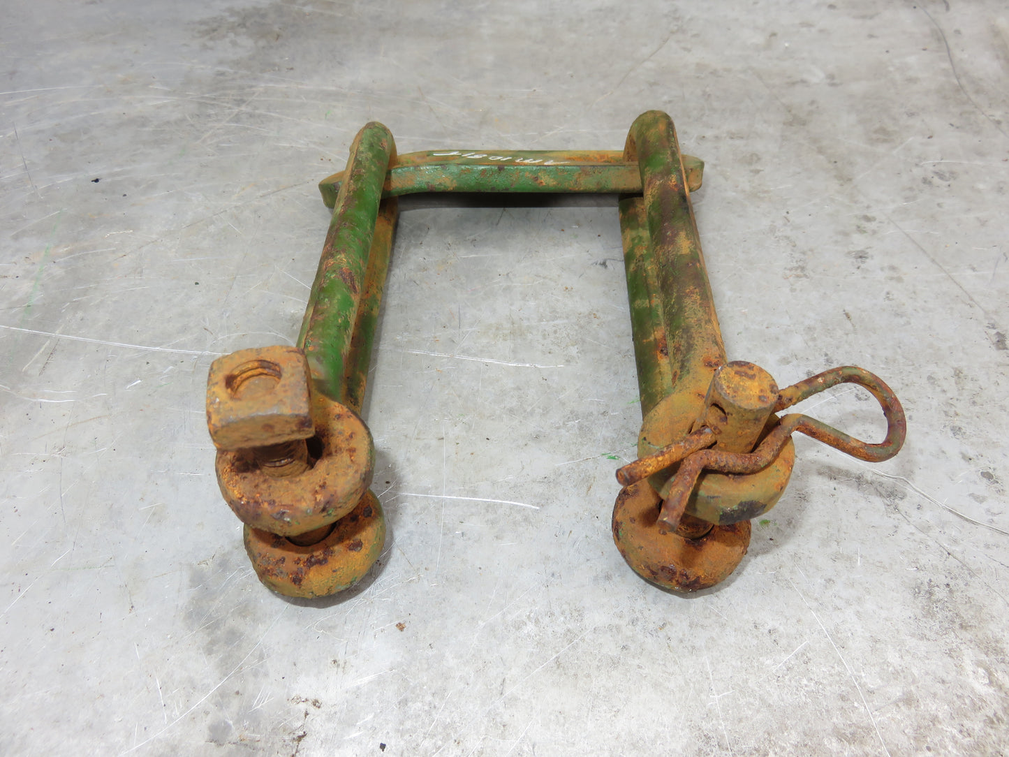 AM1081T, AM1118T John Deere Drawbar Lift Chain For MT